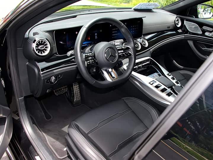 Mercedes-Benz AMG GT, 2025 — фото 8 из 9