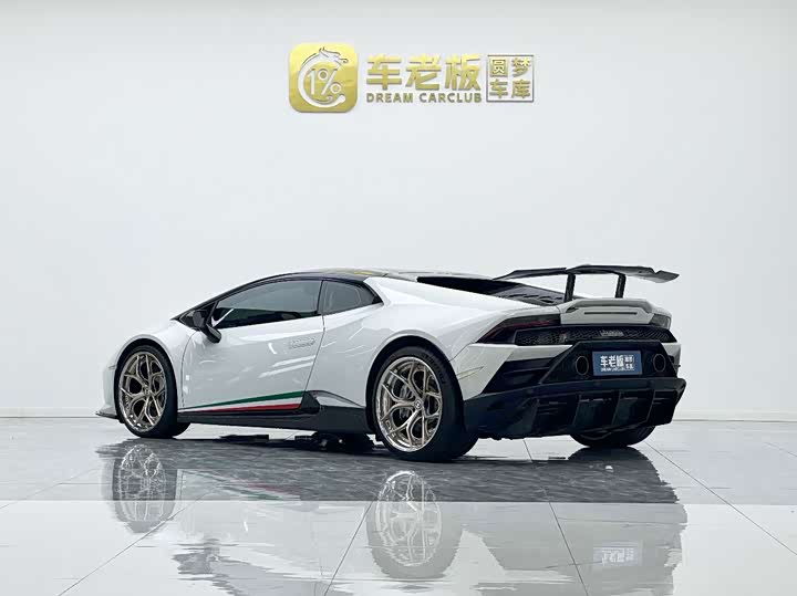 Lamborghini Huracán, 2022 — фото 6 из 9