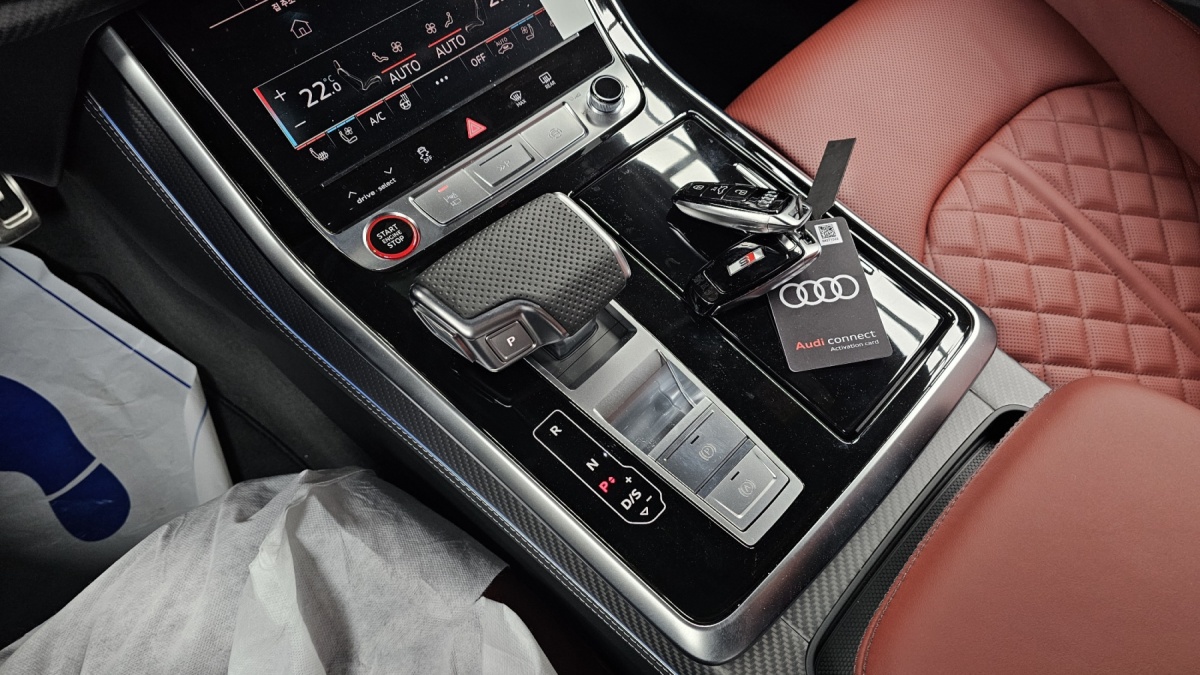 Audi SQ7, 2025 — фото 3 из 12