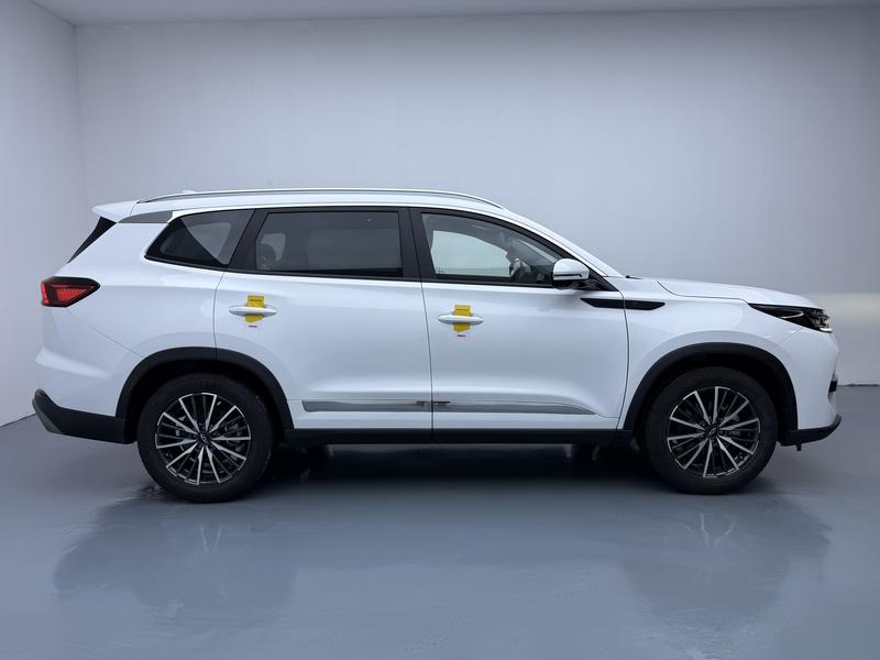 Chery Tiggo 8 Pro, 2025 — фото 8 из 12