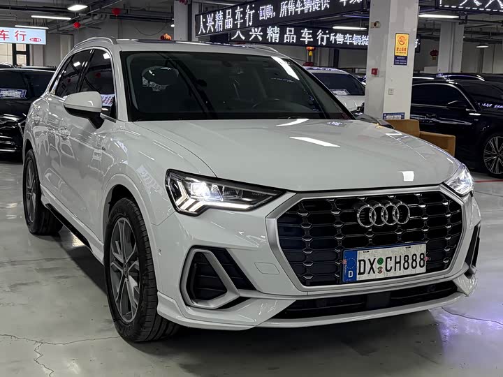 Audi Q3, 2023 — фото 3 из 9