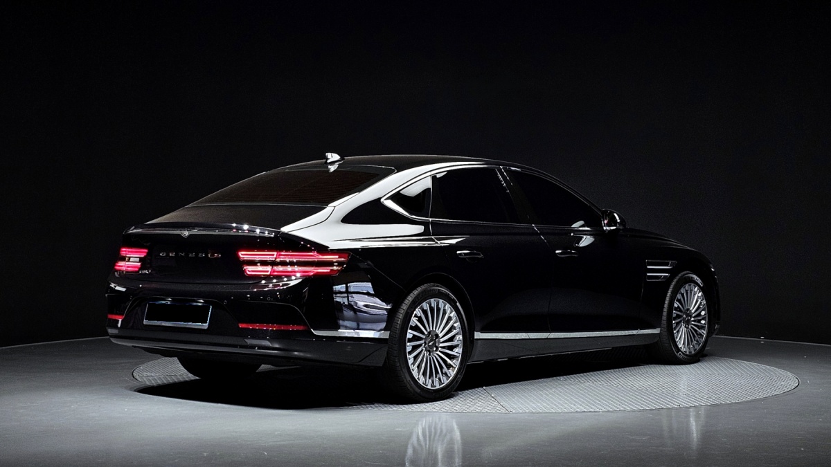 Genesis G80, 2021 — фото 2 из 12