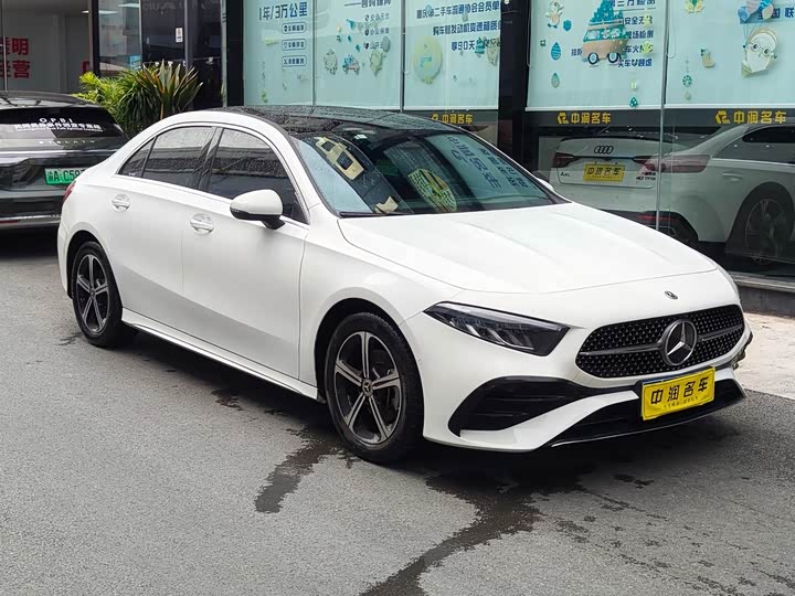 Mercedes-Benz A-Class, 2023 — фото 2 из 9