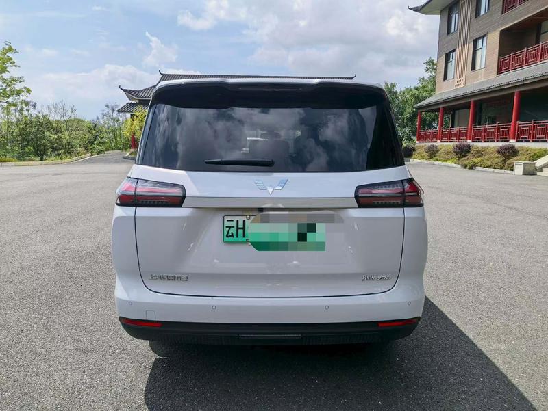 Wuling Starlight 730 Hybrid/EV, 2025 — фото 5 из 9
