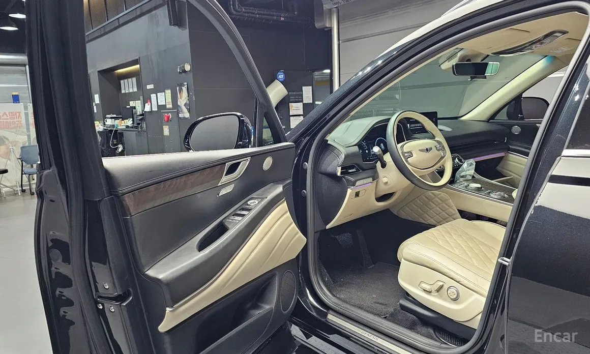 Genesis GV80, 2023 — фото 10 из 12