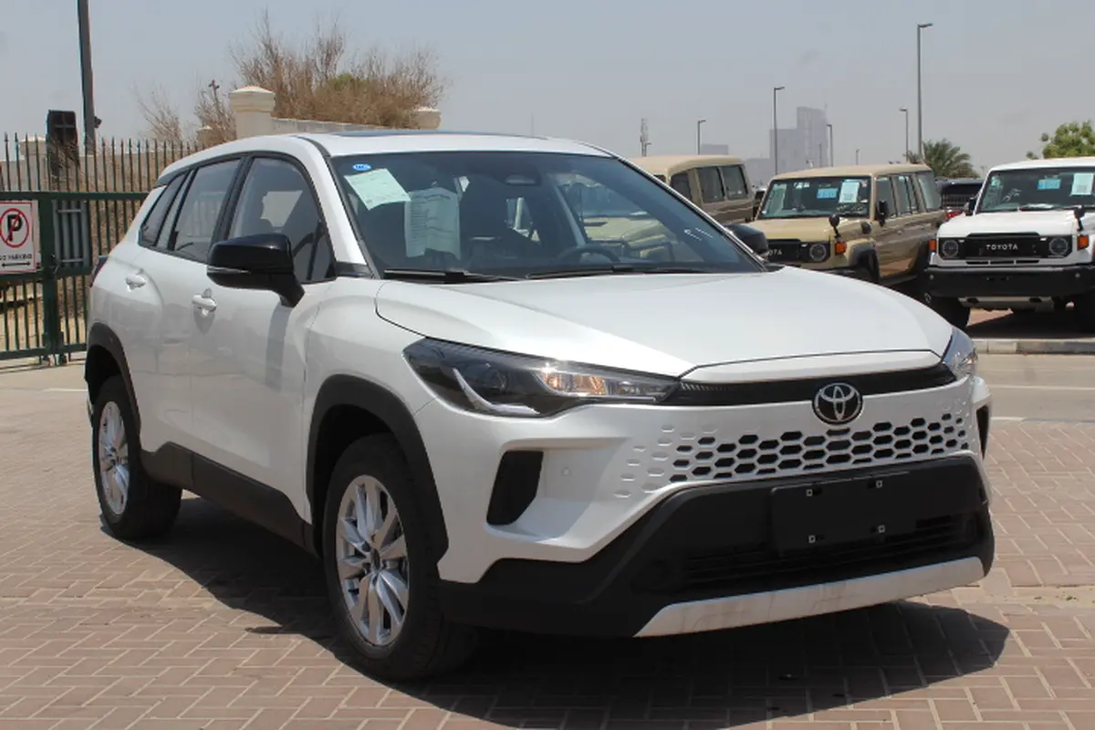 Toyota Corolla Cross, 2026 — фото 3 из 10