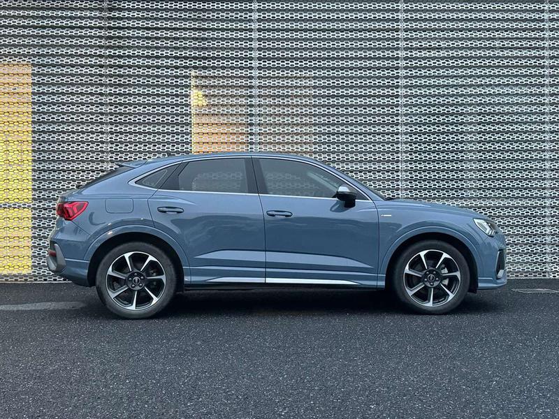 Audi Q3 Sportback, 2022 — фото 6 из 12