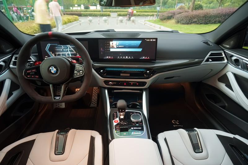 BMW M4, 2025 — фото 8 из 12