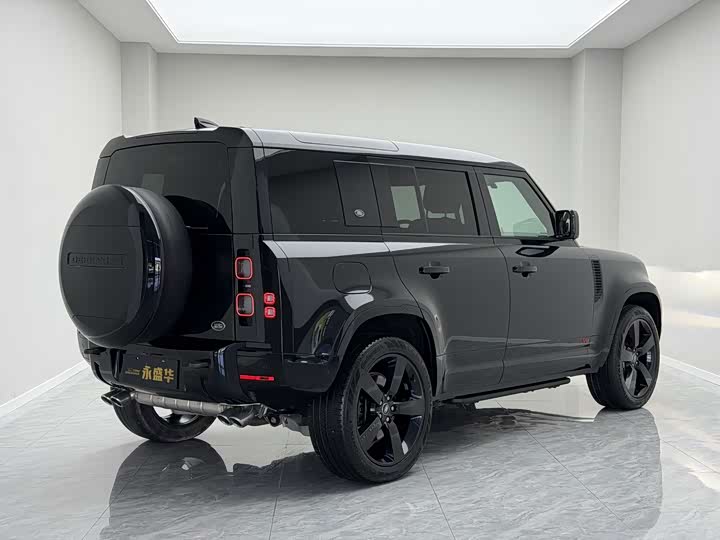 Land Rover Defender, 2022 — фото 2 из 9