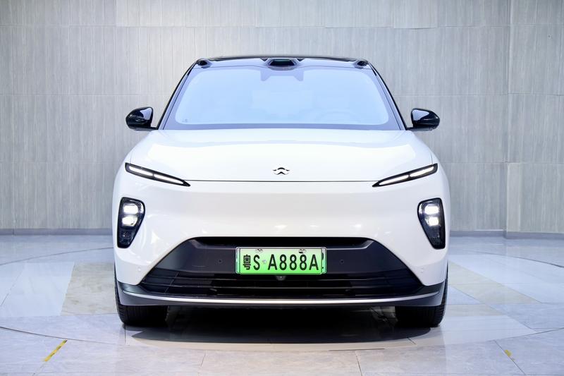 Nio ES8, 2023 — фото 2 из 12
