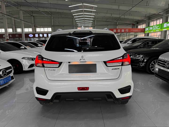 Mitsubishi ASX, 2023 — фото 5 из 9