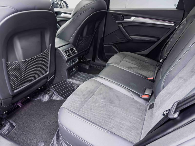 Audi Q5L Sportback, 2022 — фото 11 из 12