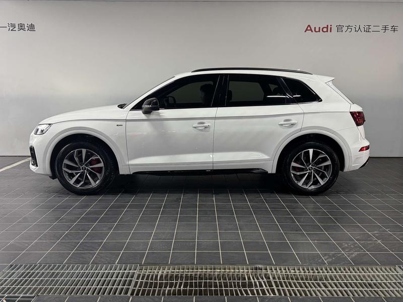 Audi Q5L, 2023 — фото 4 из 12