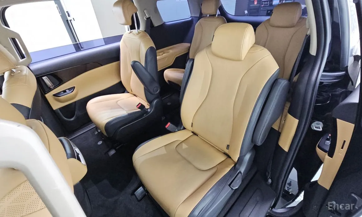 Kia Carnival, 2022 — фото 12 из 12