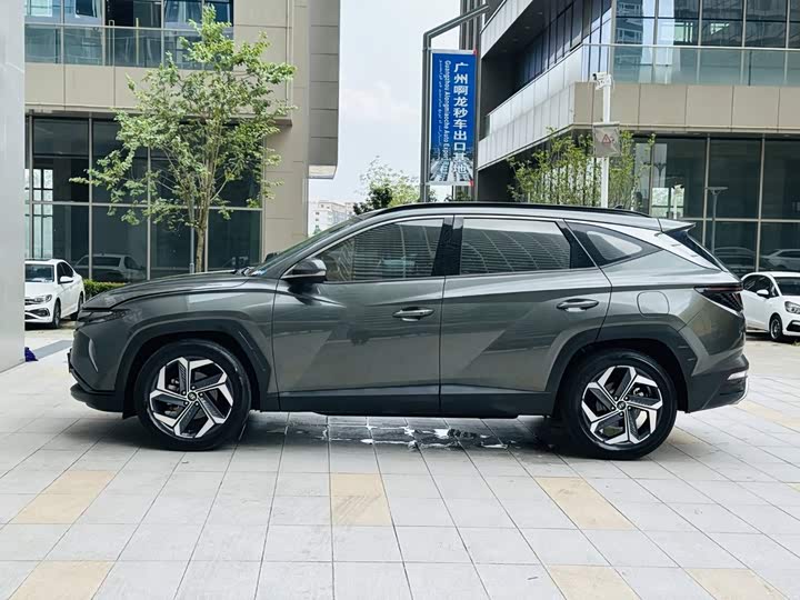 Hyundai Tucson L, 2022 — фото 4 из 9