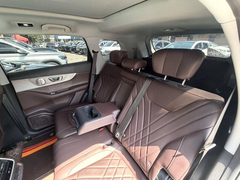 Chery Tiggo 8 Plus, 2023 — фото 12 из 12