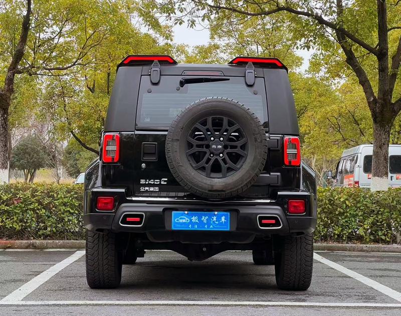 BAIC Beijing BJ40, 2023 — фото 6 из 12