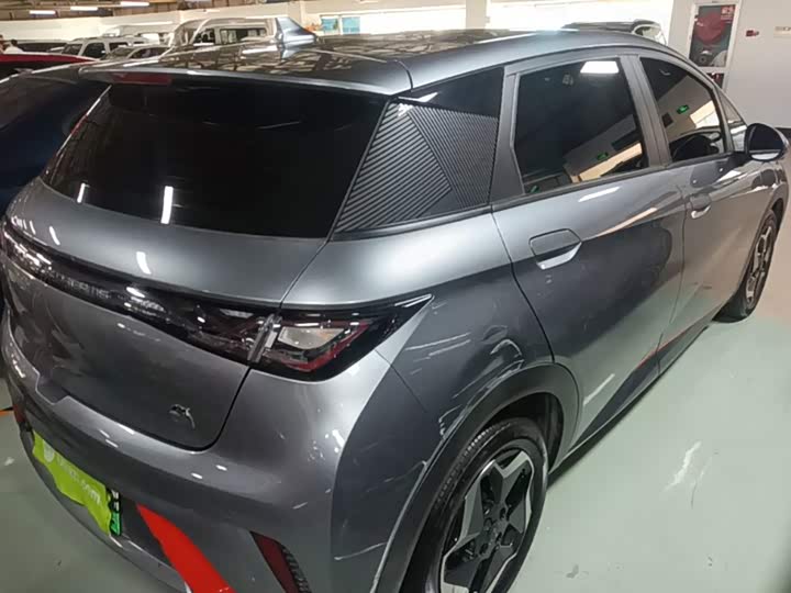 BYD Dolphin, 2022 — фото 7 из 9