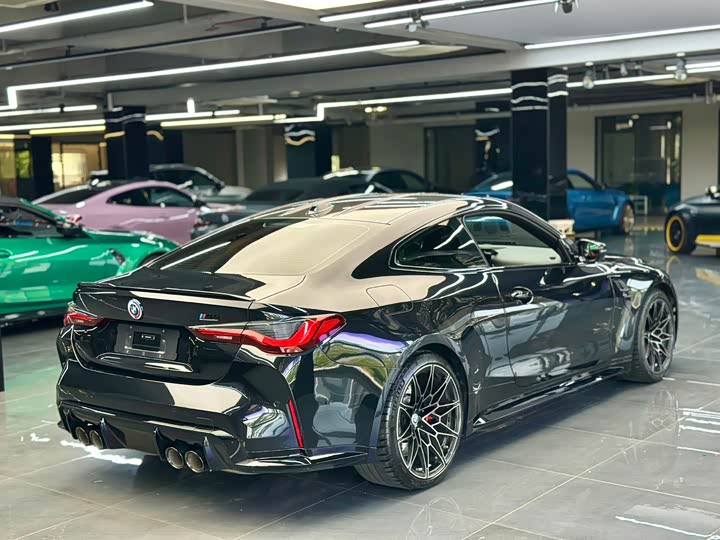 BMW M4, 2023 — фото 6 из 9