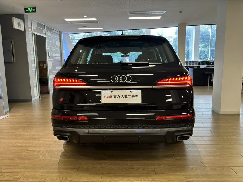 Audi Q7, 2025 — фото 3 из 8
