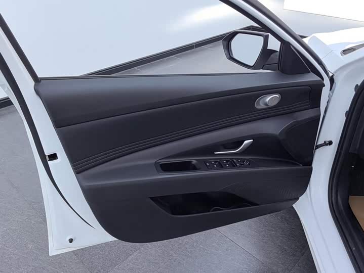 Hyundai Elantra N line, 2024 — фото 7 из 9