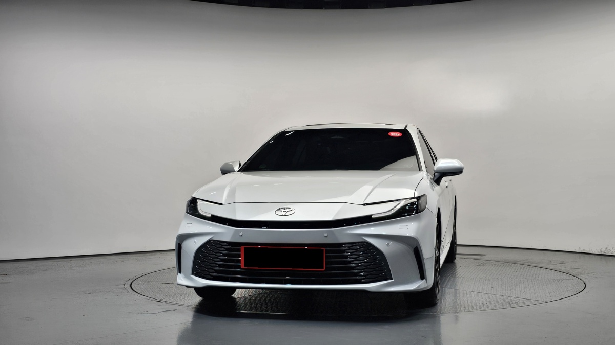 Toyota Camry, 2026 — фото 3 из 12