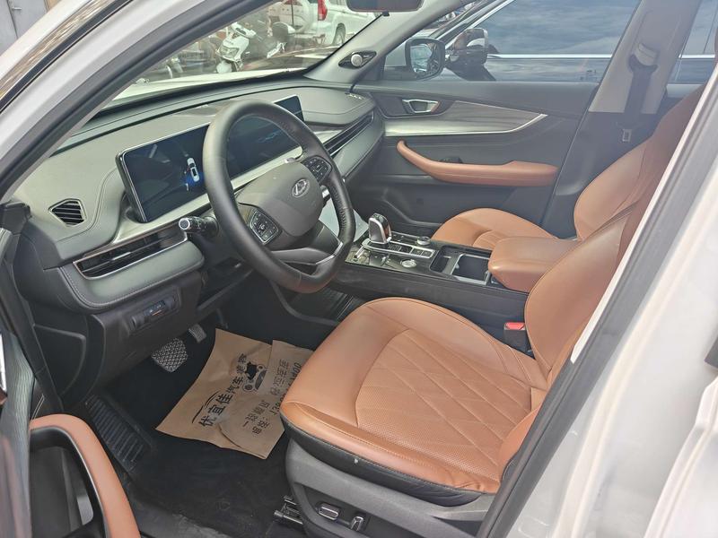 Chery Tiggo 8 Plus, 2021 — фото 8 из 11