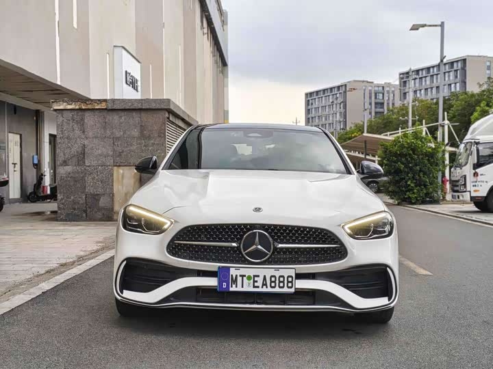 Mercedes-Benz C-Class, 2023 — фото 2 из 9