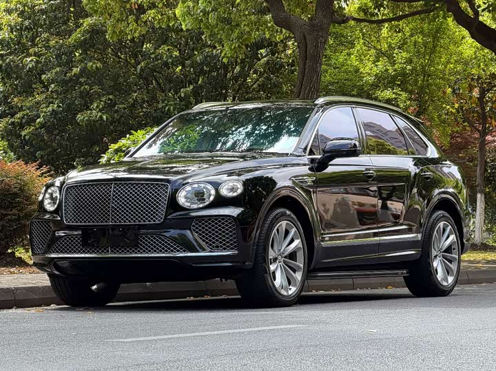 Bentley Bentayga, 2022 — купить в Самаре под ключ