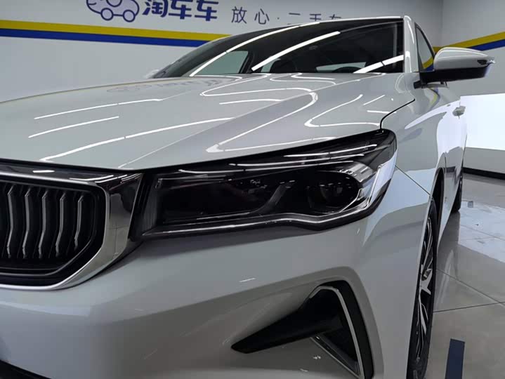 Geely Emgrand, 2023 — фото 5 из 9