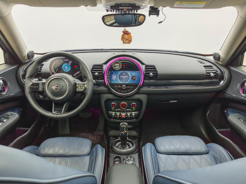 Mini Clubman, 2021 — фото 8 из 11