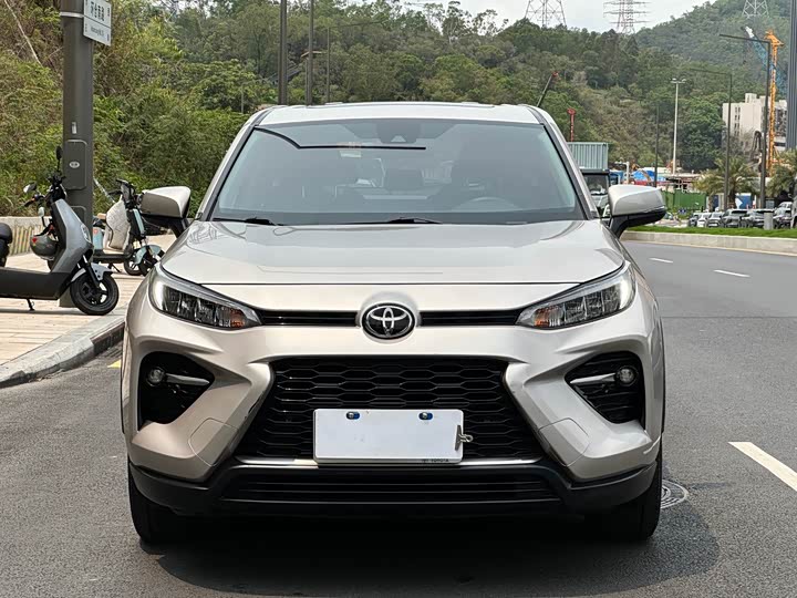 Toyota Wildlander, 2021 — фото 2 из 9