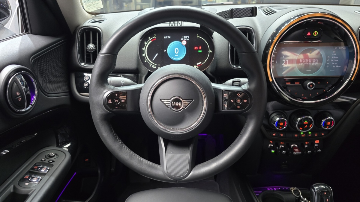 Mini Countryman, 2023 — фото 12 из 12