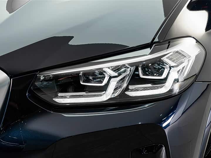 BMW iX3, 2023 — фото 4 из 9