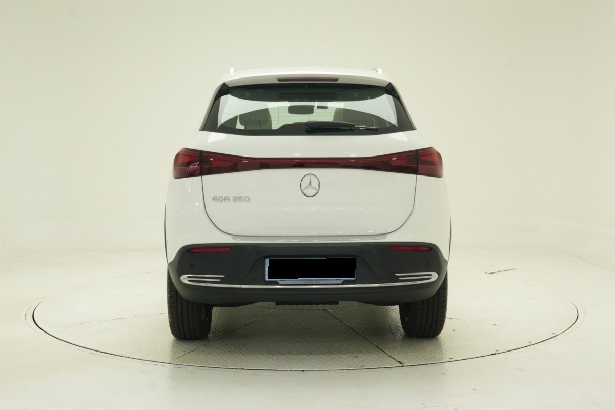 Mercedes-Benz EQA, 2025 — фото 4 из 12