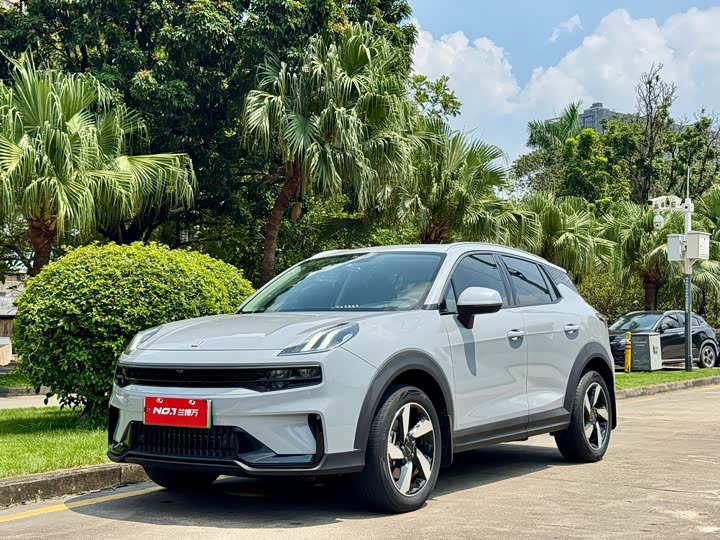 Lynk & Co 06 EM-P Hybrid, 2023 — купить в Воронеже под ключ