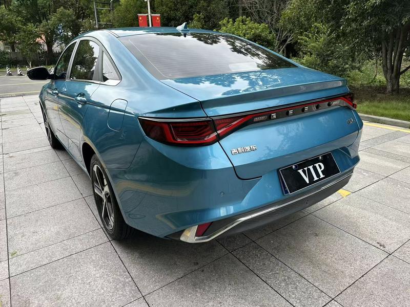 Geely Emgrand L, 2022 — фото 4 из 12