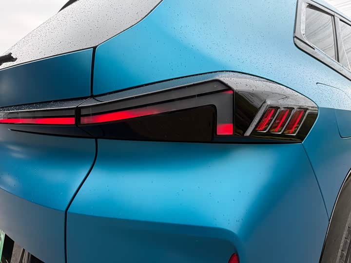 BMW XM, 2024 — фото 7 из 9