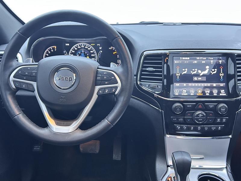Jeep Grand Cherokee, 2022 — фото 11 из 12