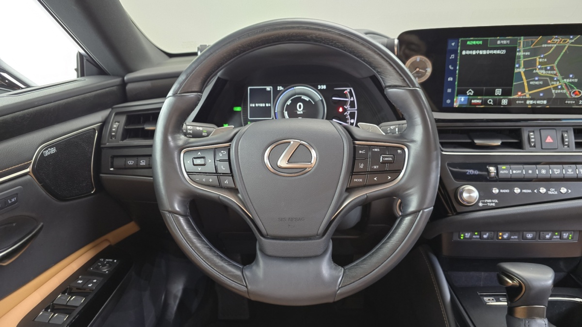 Lexus ES, 2024 — фото 12 из 12