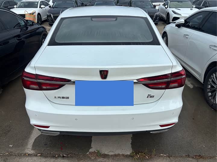 Roewe i6, 2023 — фото 8 из 9