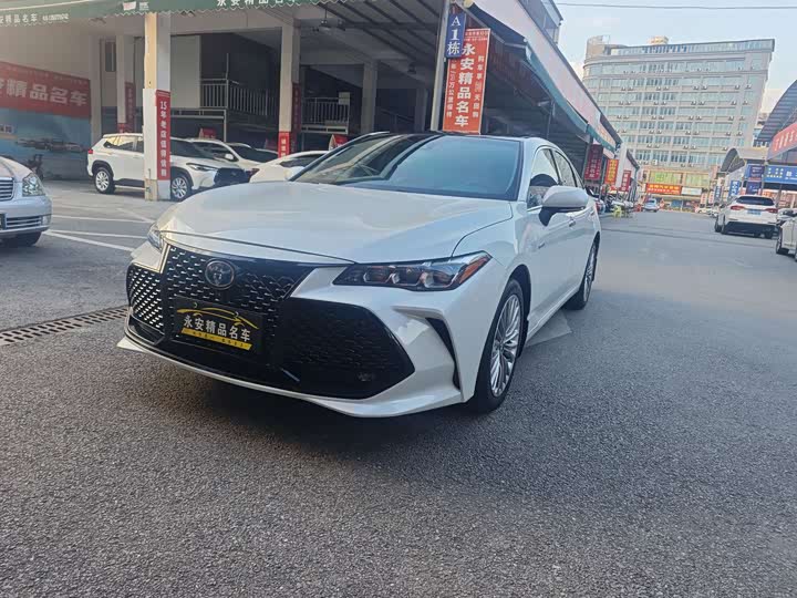 Toyota Avalon, 2021 — купить в Смоленске под ключ