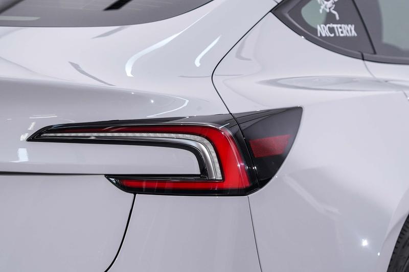 Tesla Model 3, 2025 — фото 8 из 12