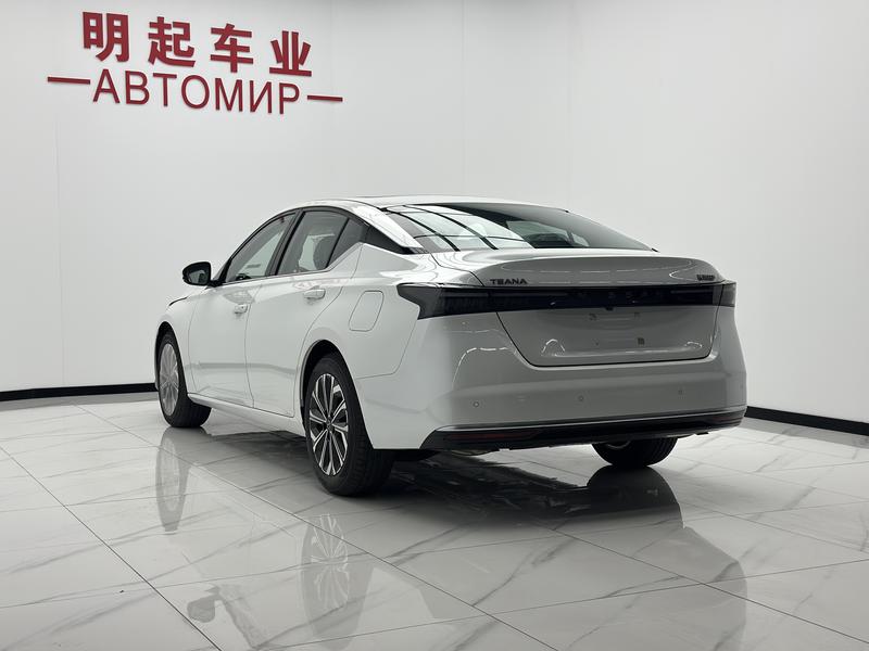 Nissan Teana, 2025 — фото 4 из 12