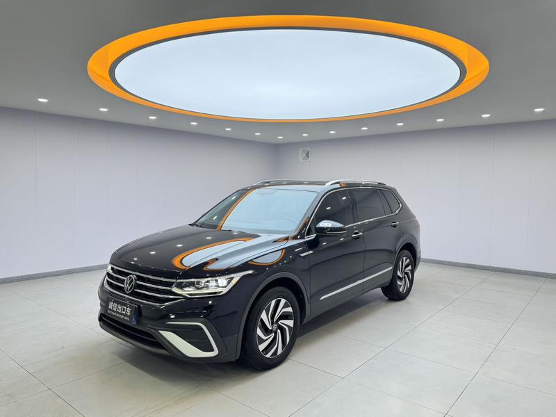 Volkswagen Tiguan L Pro, 2022 — купить в Санкт-Петербурге под ключ