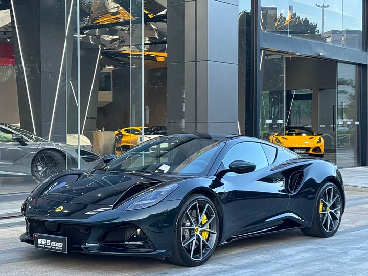 Lotus Emira, 2025 — купить в Иванове под ключ