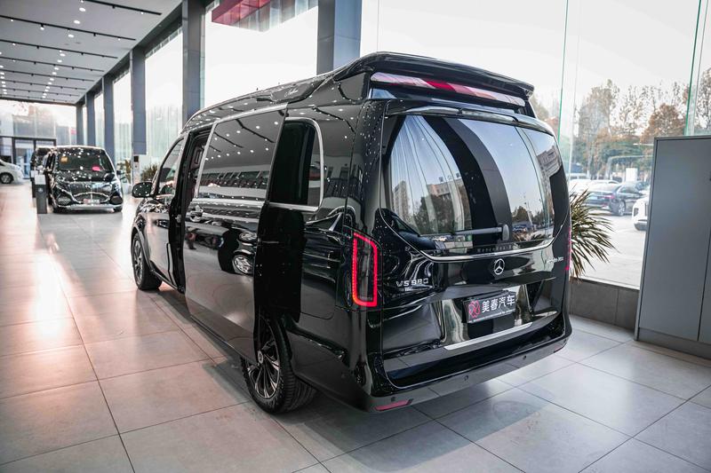 Mercedes-Benz V-Class, 2026 — фото 3 из 10