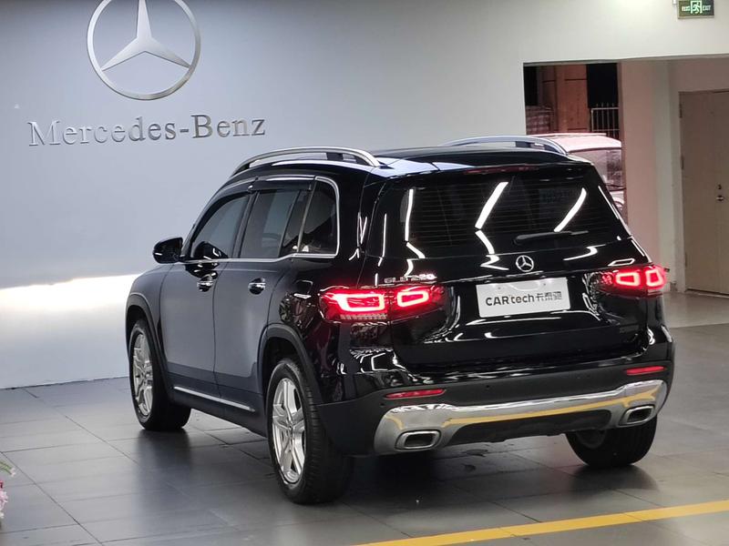 Mercedes-Benz GLB-Class, 2023 — фото 4 из 12
