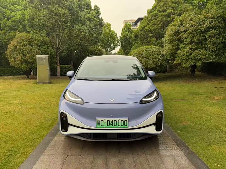 BAIC Arcfox Kaola, 2023 — фото 2 из 9