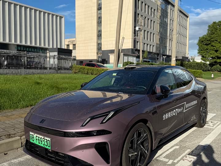 Lynk & Co 07 EM-P Hybrid, 2025 — фото 2 из 5